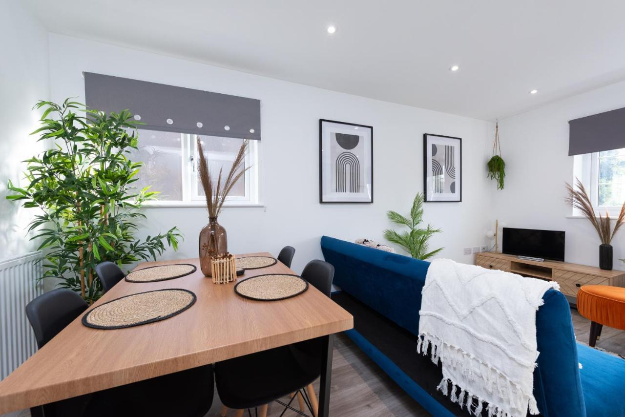 Apartment Luxury Snug With Free Parking *